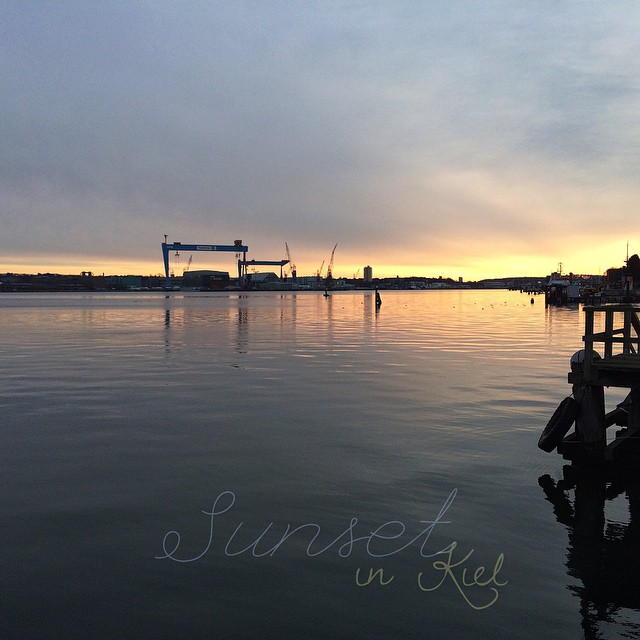 Sunset in Kiel. | Sonnenuntergang in Kiel.