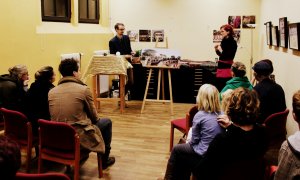 Versteigerung im Rahmen der Finissage »Incredible India.«